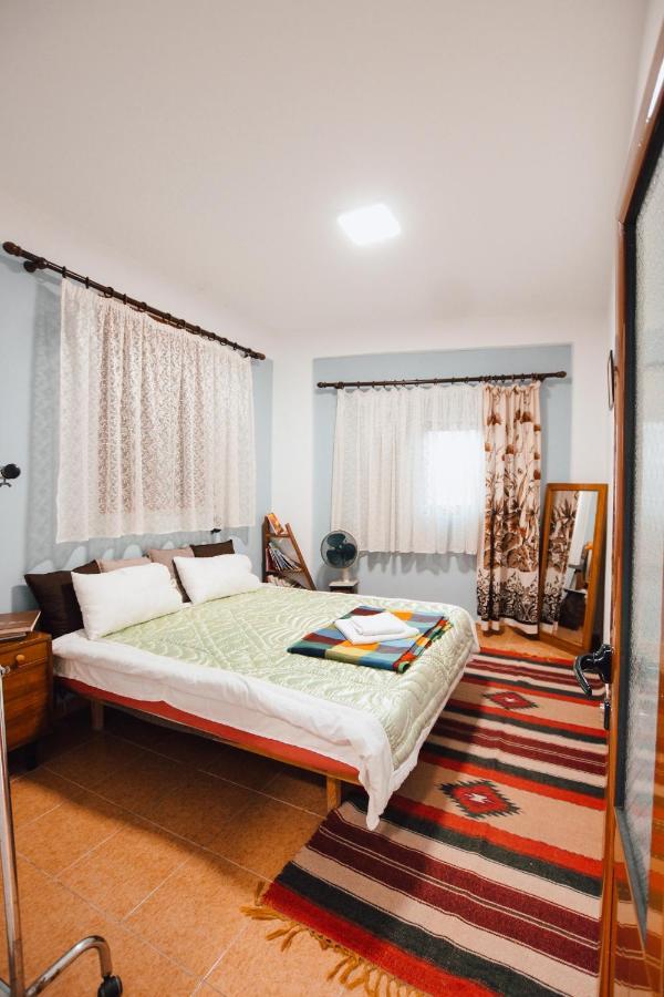 Bb Traditional Apartment ジロカストラ エクステリア 写真