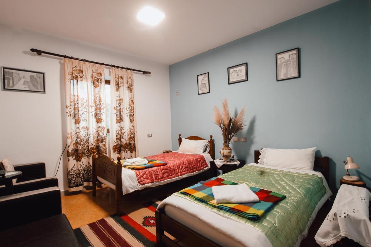Bb Traditional Apartment ジロカストラ エクステリア 写真