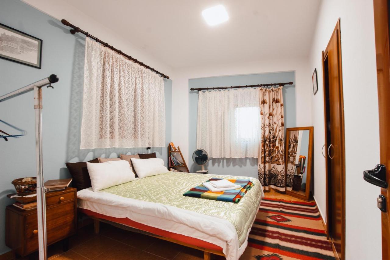 Bb Traditional Apartment ジロカストラ エクステリア 写真